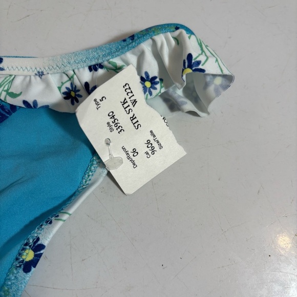 BNWT Aerie women’s blue floral ruffled bikini swim bottoms in size small - Picture 6 of 8